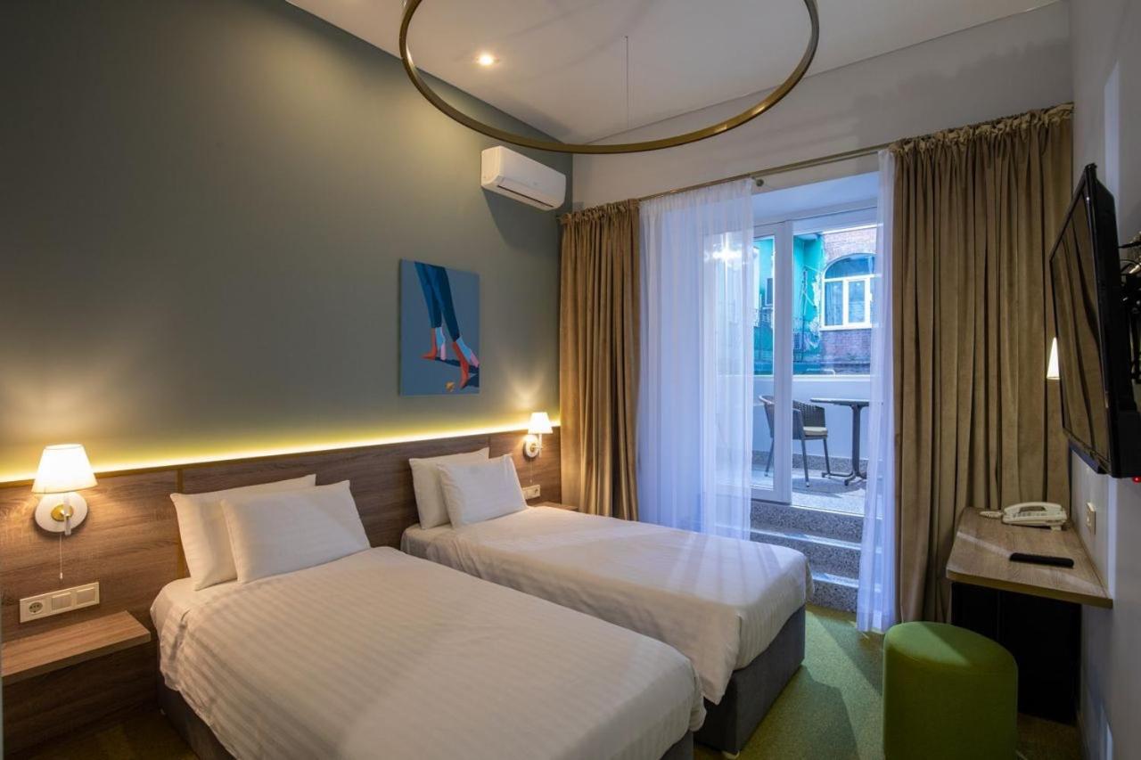 Four Rooms City Kharkiv Eksteriør billede