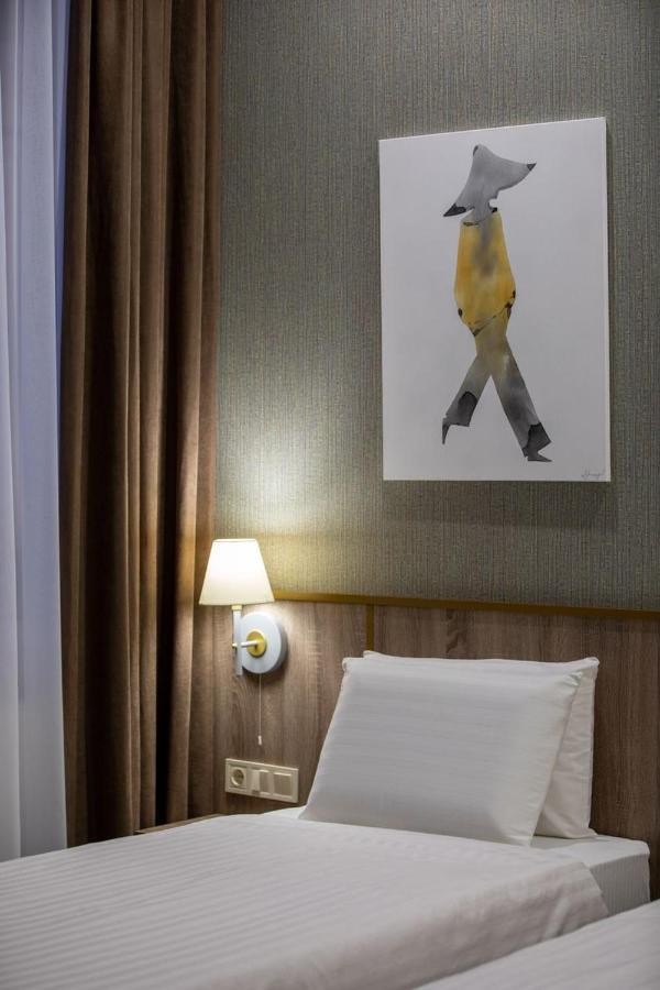 Four Rooms City Kharkiv Eksteriør billede